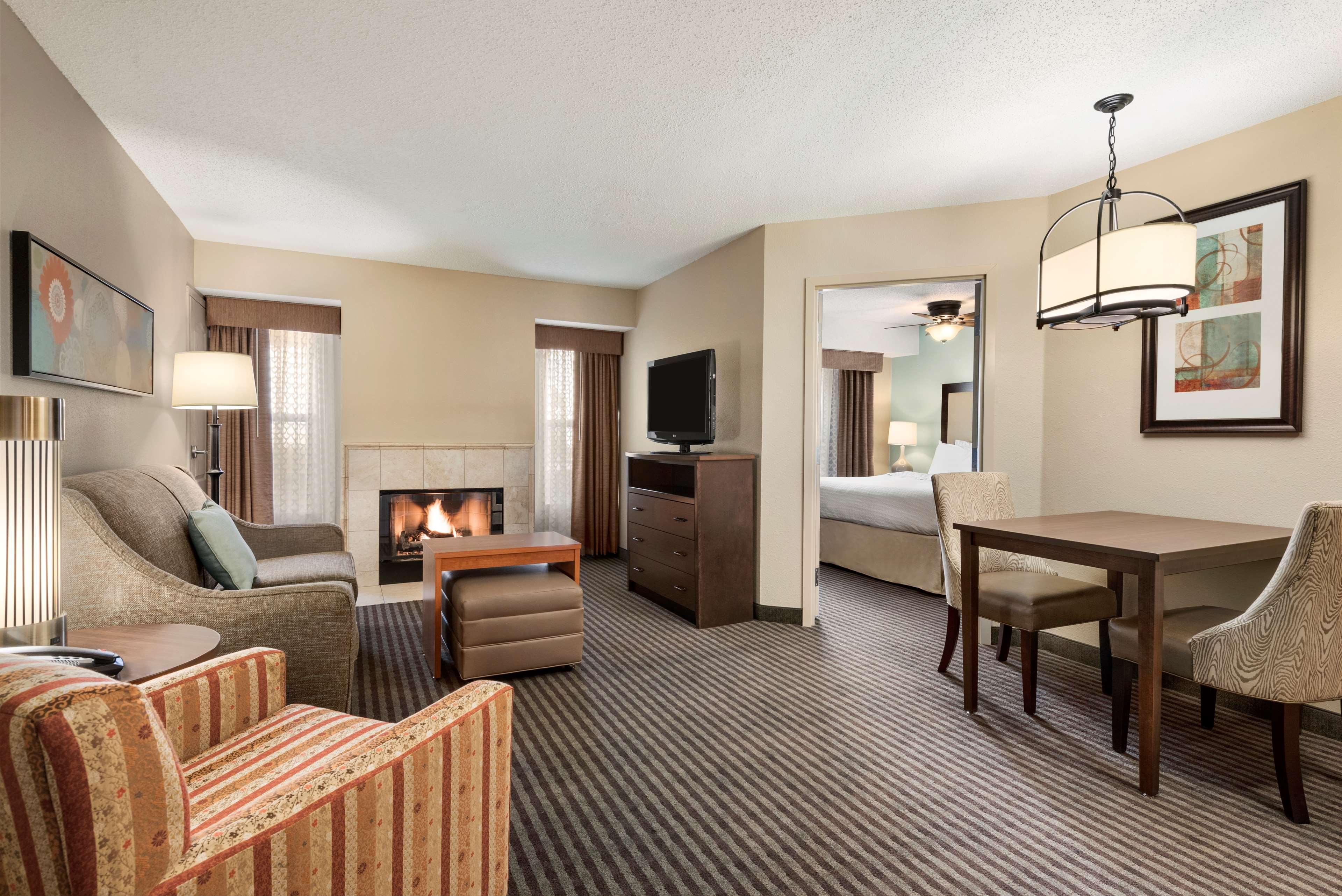Homewood Suites By Hilton Columbus-Hilliard Exterior foto